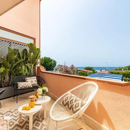 Guest house Thalassos *