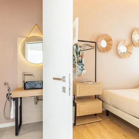 Thalassos Guest house Su Forti